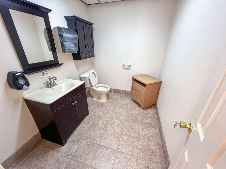 More Photos Of 6501 County Road 150, Midland Industrial For Sale