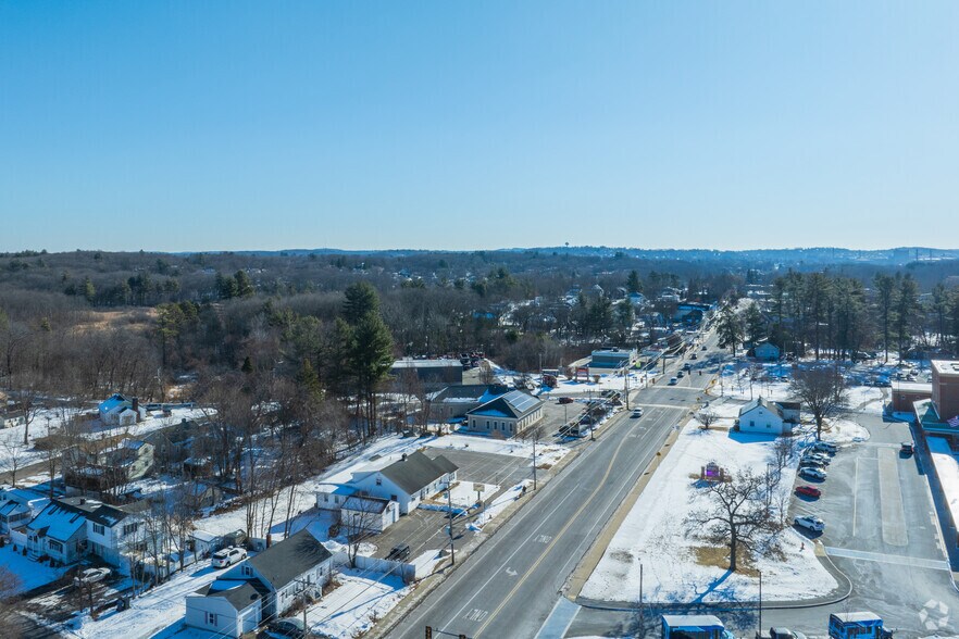 More Photos Of 1565 Lakeview Ave, Dracut Office For Sale