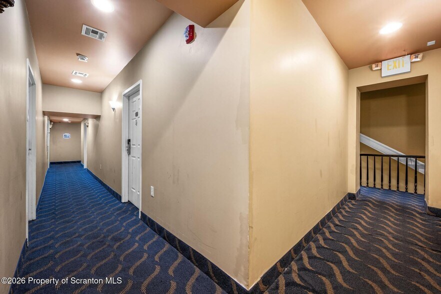 More Photos Of 45 E Tioga St, Tunkhannock Hotel For Sale