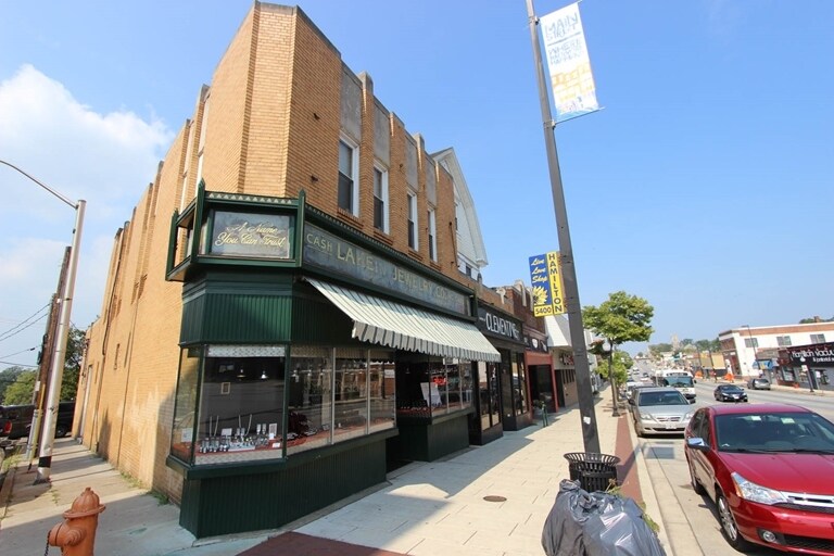 More Photos Of 5404 Harford Rd, Baltimore Storefront Retail Residential For Sale