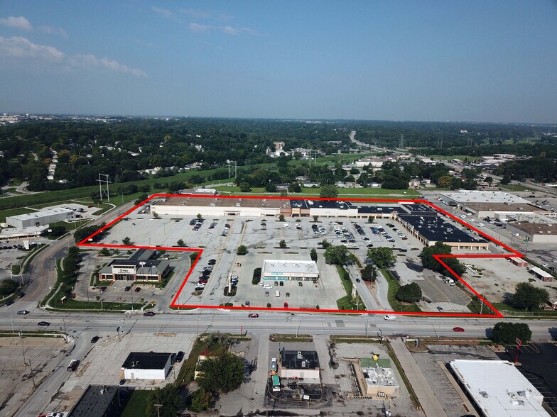 More Photos Of , Omaha General Retail For Sale
