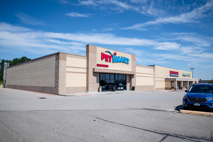 More Photos Of 2501-2547 W State St, New Castle Unknown For Lease