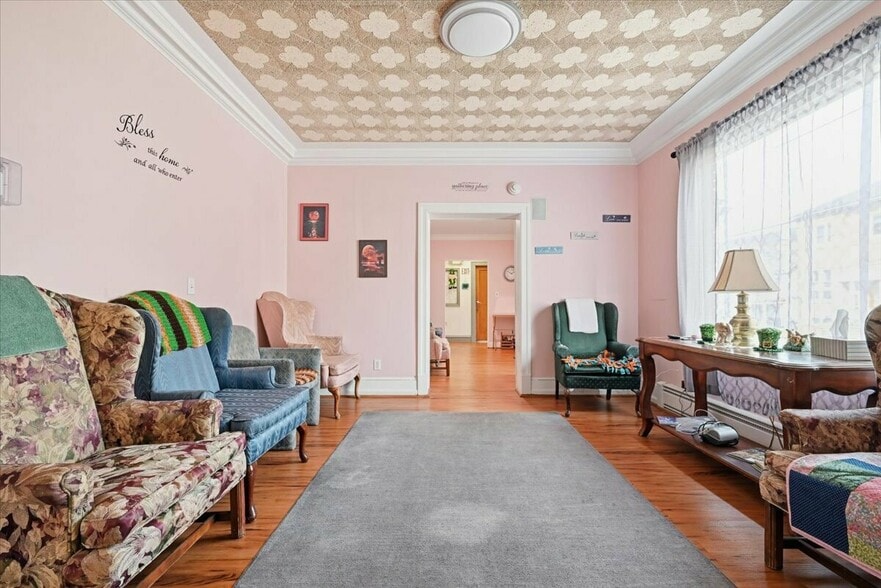 More Photos Of 306 W Main St, Pen Argyl Healthcare For Sale