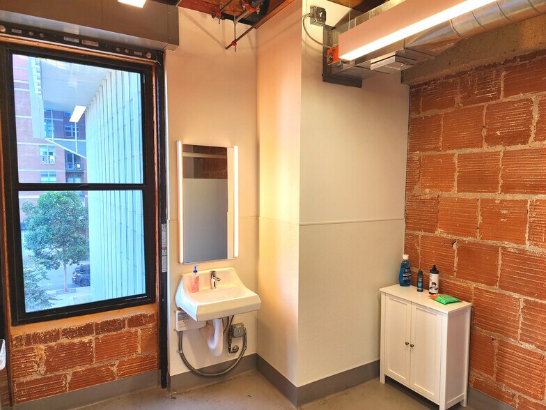 More Photos Of 701 Island Ave, San Diego Loft Creative Space For Sale