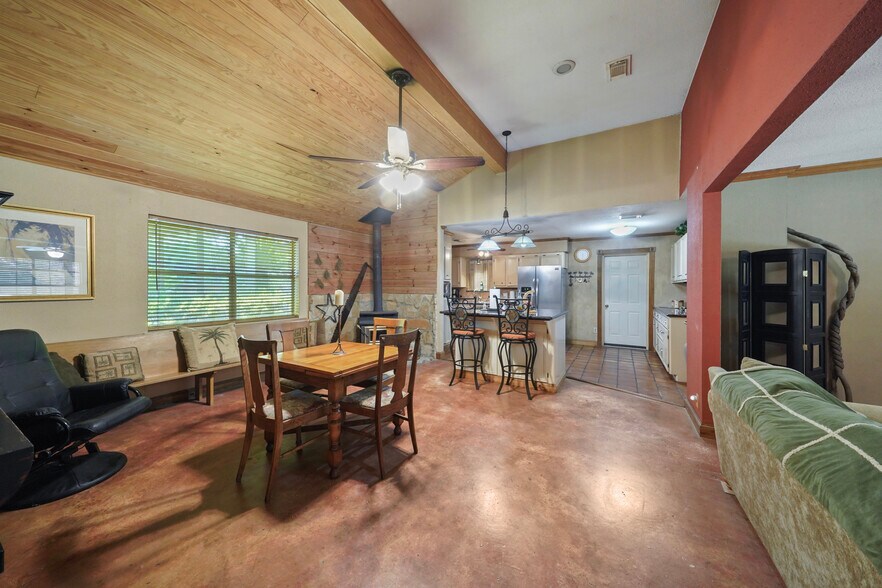 More Photos Of 19493 Keenan Cut Off Rd, Montgomery Office Residential For Sale