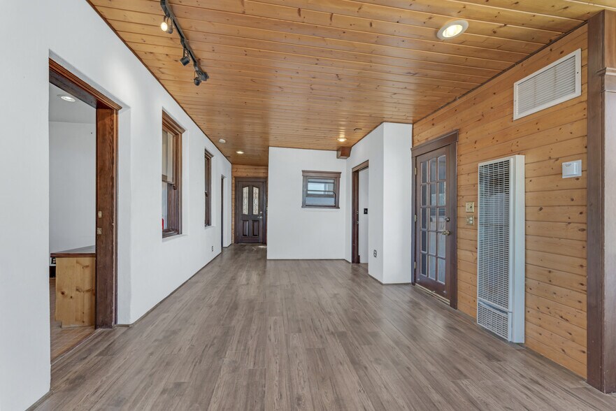 More Photos Of 222 First Ave, Jerome Multifamily For Sale