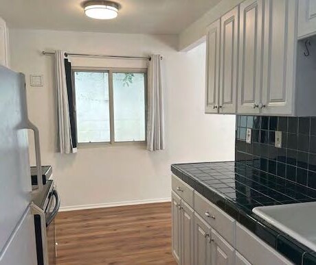 More Photos Of 8346 Manitoba St, Playa Del Rey Apartments For Sale