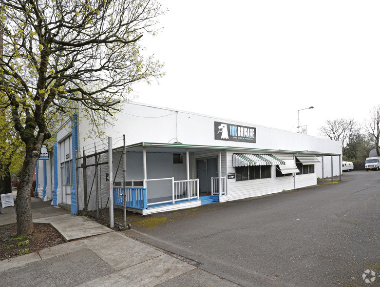 Primary Photo Of 2242 N Williams Ave, Portland Warehouse For Lease