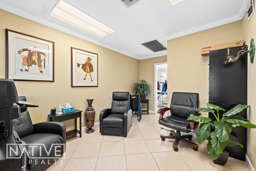 More Photos Of 1101 E Sample Rd, Pompano Beach Office For Lease