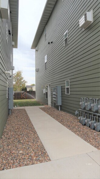 More Photos Of 806 3rd St NW, Sidney Apartments For Sale