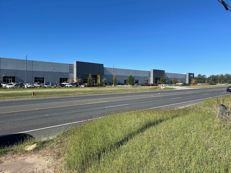 More Photos Of 8016 Burleson Rd, Austin Land For Sale