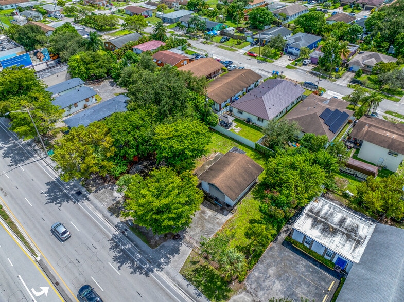 More Photos Of 5740 Pembroke Rd, West Park Warehouse For Sale