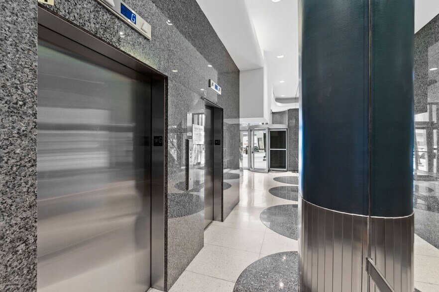 More Photos Of 41-45 Rideau St, Ottawa Office For Lease