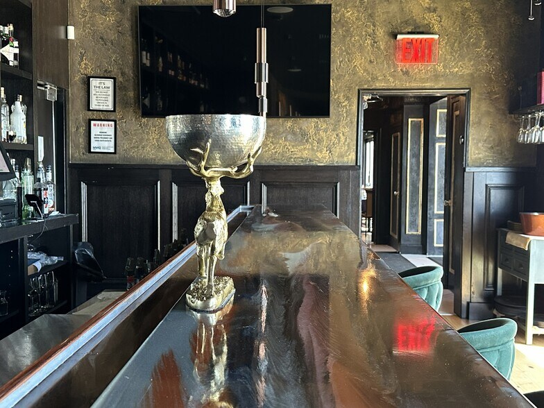More Photos Of 141 Mansion Ave, Staten Island Restaurant For Sale