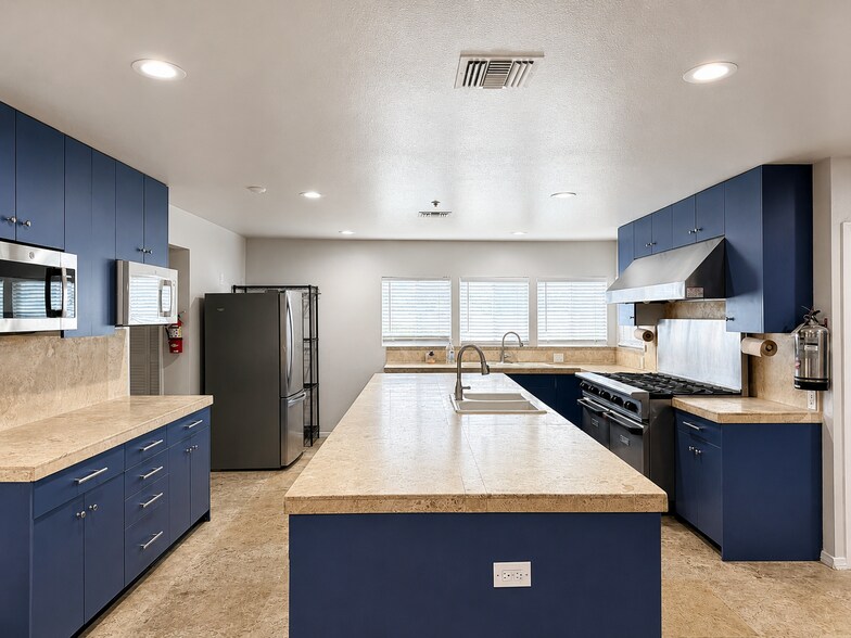 More Photos Of 11911-11913 Washington Blvd, Whittier Healthcare For Sale