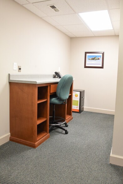 More Photos Of 1302 Somerville Rd, Decatur Freestanding For Lease