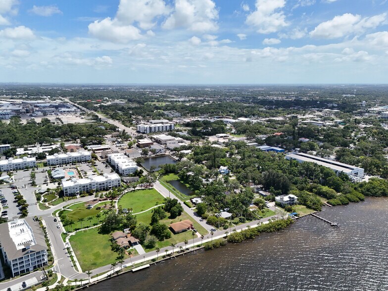 More Photos Of 106-108 8th St E, Bradenton Land For Sale