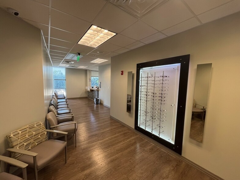 More Photos Of 7067 Veterans Pky, Pell City Medical For Lease