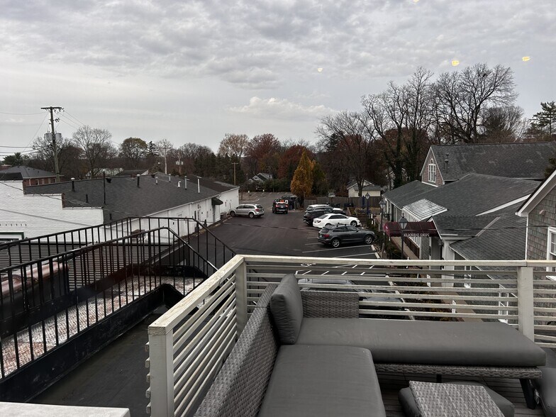 More Photos Of 677 High St, Columbus Storefront Retail Office For Lease