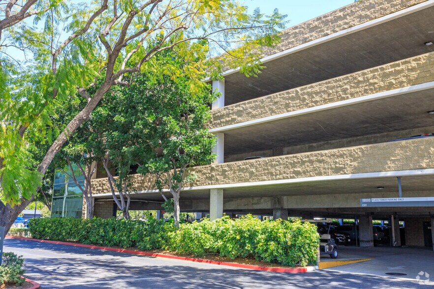 More Photos Of 18000 Studebaker Rd, Cerritos Office For Lease