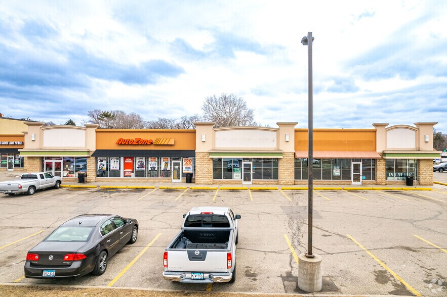 More Photos Of 10 E 66th St, Minneapolis Freestanding For Lease