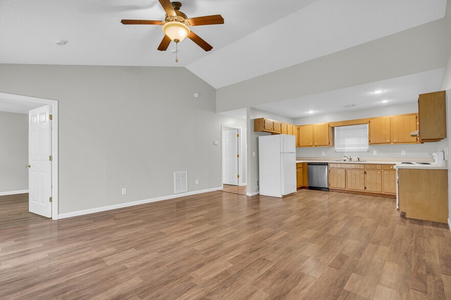 More Photos Of 738 Black Mountain Rd, Toccoa Apartments For Sale