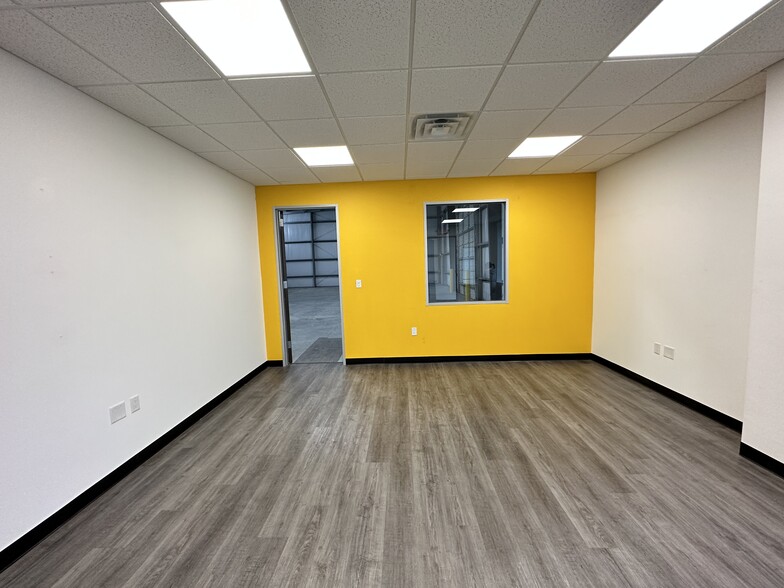 More Photos Of 19968 Franz Rd, Katy Warehouse For Sale