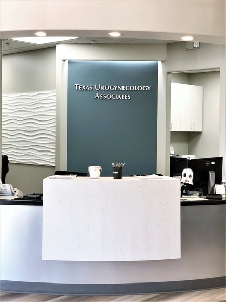 More Photos Of 4601 Old Shepard Place, Plano Medical For Sale