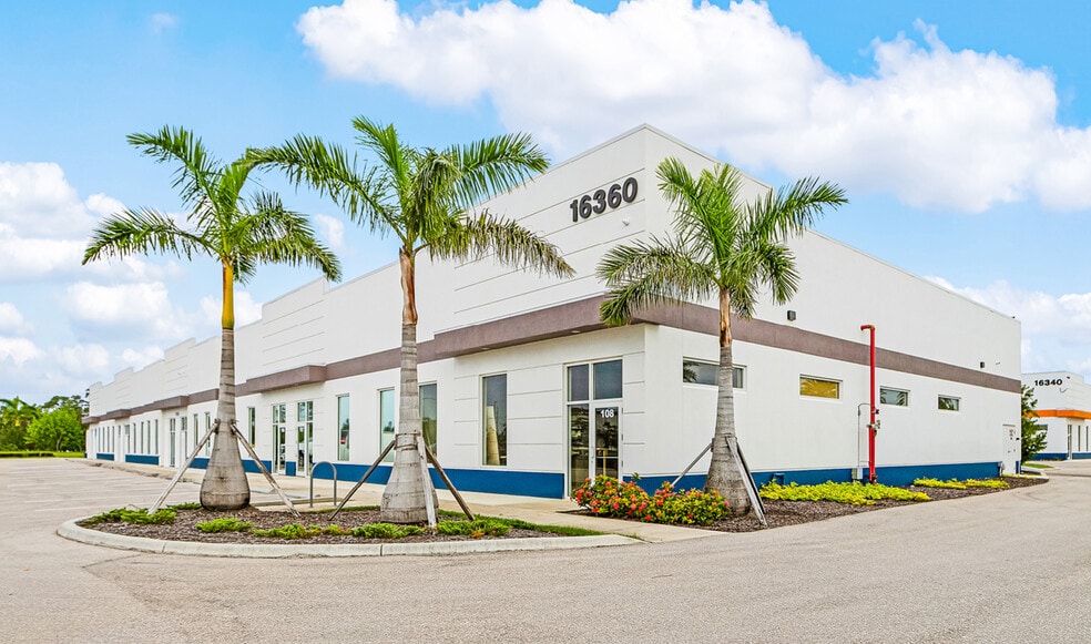 Primary Photo Of 16360 Innovation Ln, Fort Myers Showroom For Lease