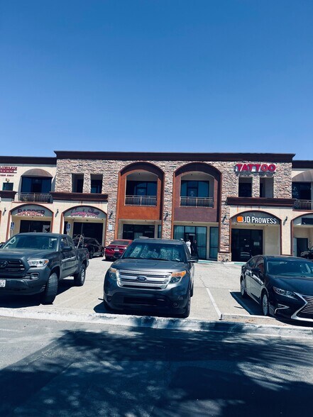 More Photos Of 1671 W Katella Ave, Anaheim Unknown For Lease