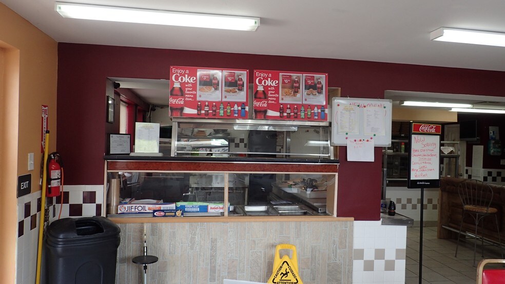 More Photos Of 1130 Pembroke Rd, Bethlehem Storefront Retail Residential For Lease