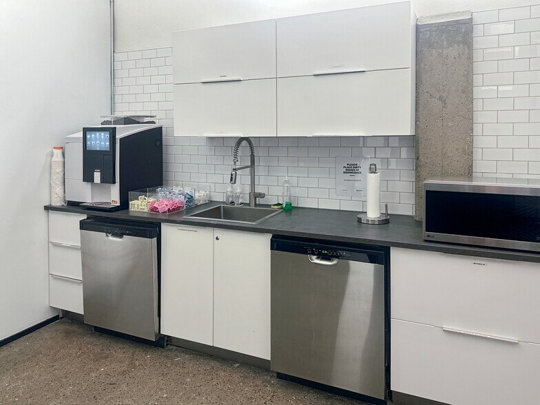 More Photos Of 235 Carlaw Ave, Toronto Coworking Space