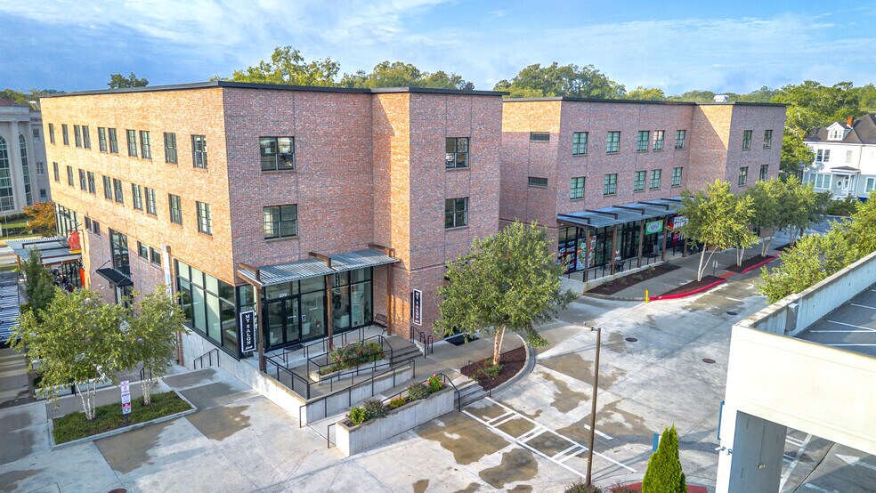 More Photos Of 100 Prince Ave, Athens Apartments For Sale