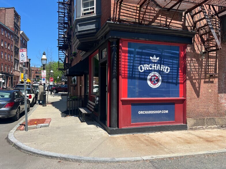 More Photos Of 149 North St, Boston Storefront Retail Residential For Lease