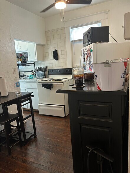 More Photos Of , Saint Petersburg Multifamily For Sale