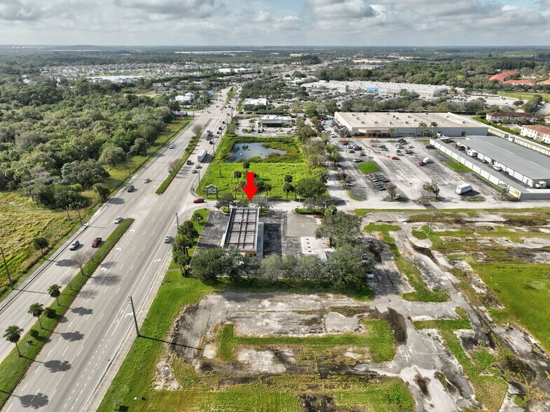 More Photos Of 4696 Okeechobee Rd, Fort Pierce Service Station For Sale