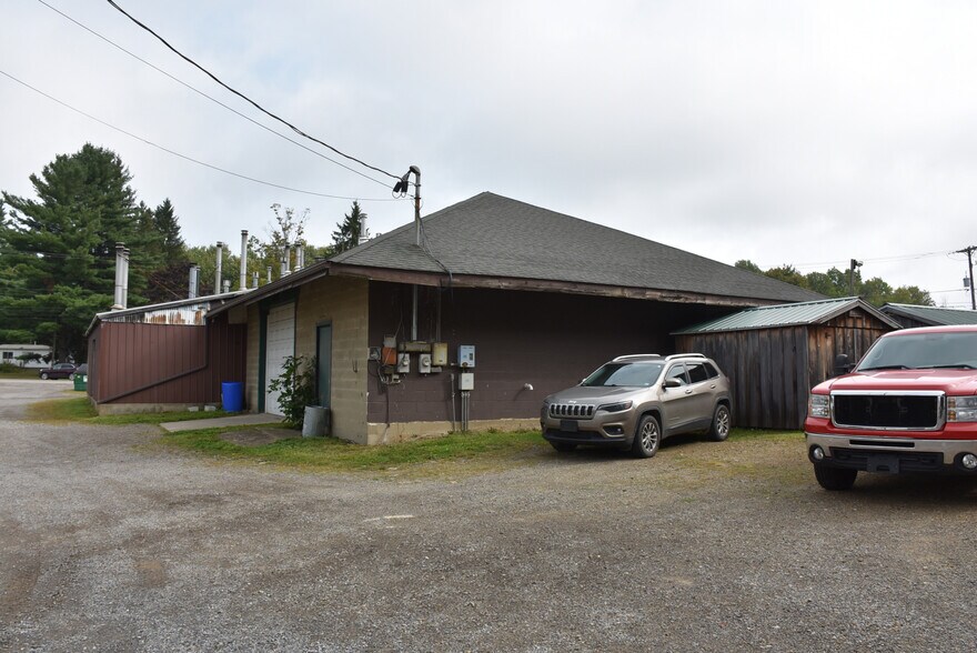 More Photos Of 17275 Shreve Run Rd, Pleasantville General Retail For Sale