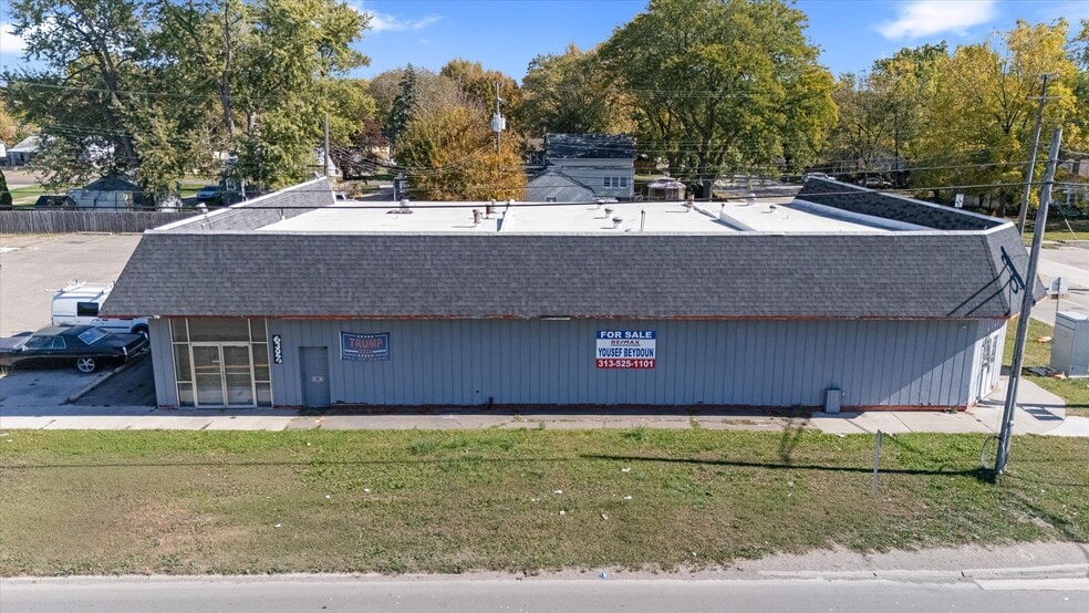 More Photos Of 6397 Middlebelt Rd, Romulus Freestanding For Sale