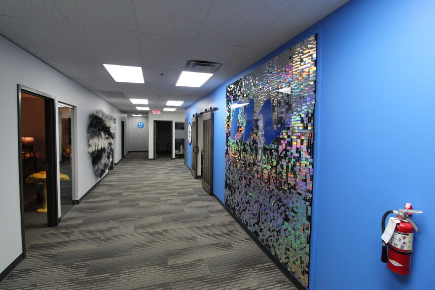 More Photos Of 191-195 Polk Ave, Nashville Distribution For Sale