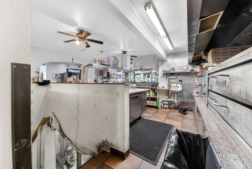 More Photos Of 204 W Madison St, Easton Storefront Retail Residential For Sale