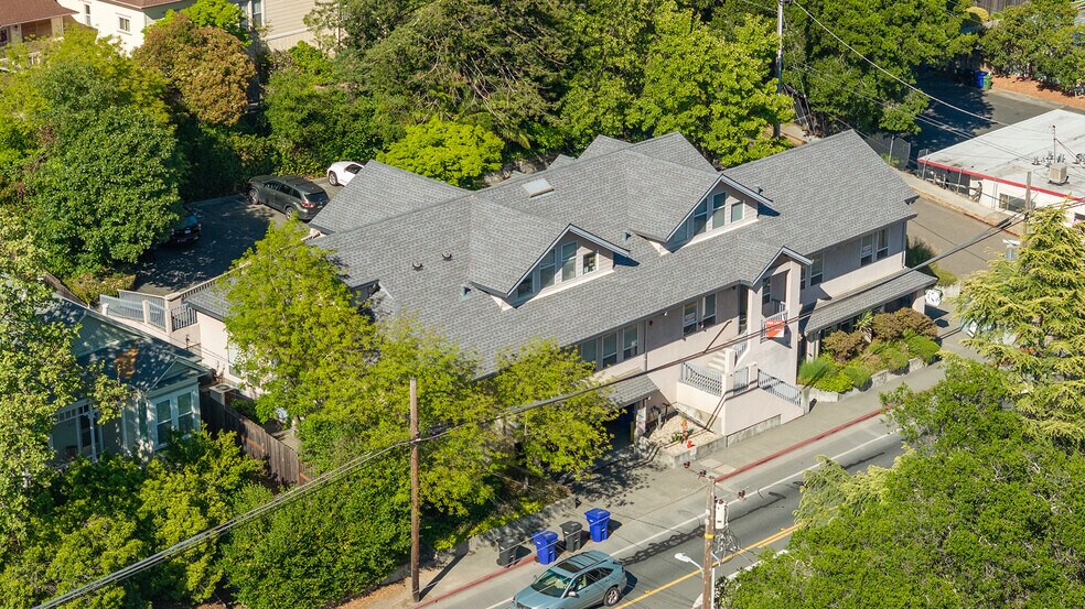 More Photos Of 7300 Healdsburg Ave, Sebastopol Office For Sale