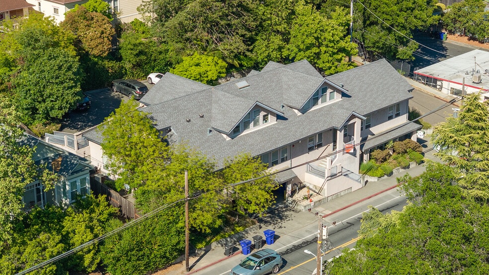 More Photos Of 7300 Healdsburg Ave, Sebastopol Office For Sale