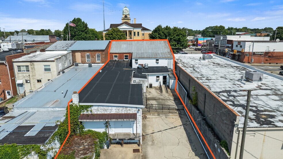 More Photos Of 111 W Main St, West Union Flex For Sale