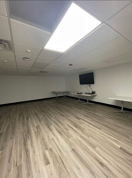 More Photos Of 4800 E Independence Blvd, Charlotte Auto Dealership For Sale