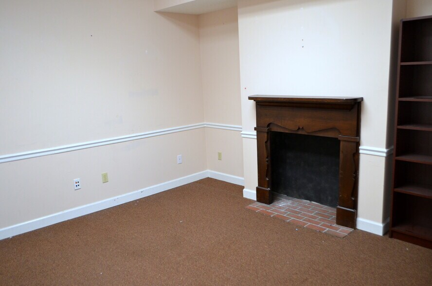 More Photos Of 348 New Byhalia Rd, Collierville Medical For Lease