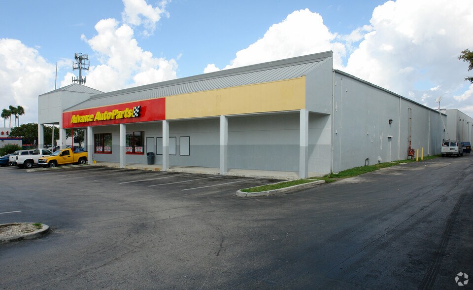 More Photos Of 15625 SW 88th St, Miami Unknown For Lease