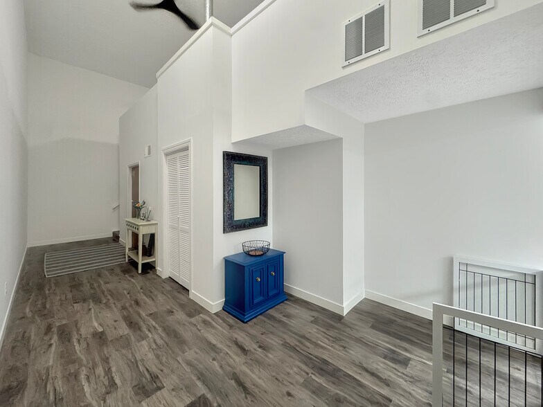 More Photos Of 1728 Sadler St, Sandusky Warehouse For Sale