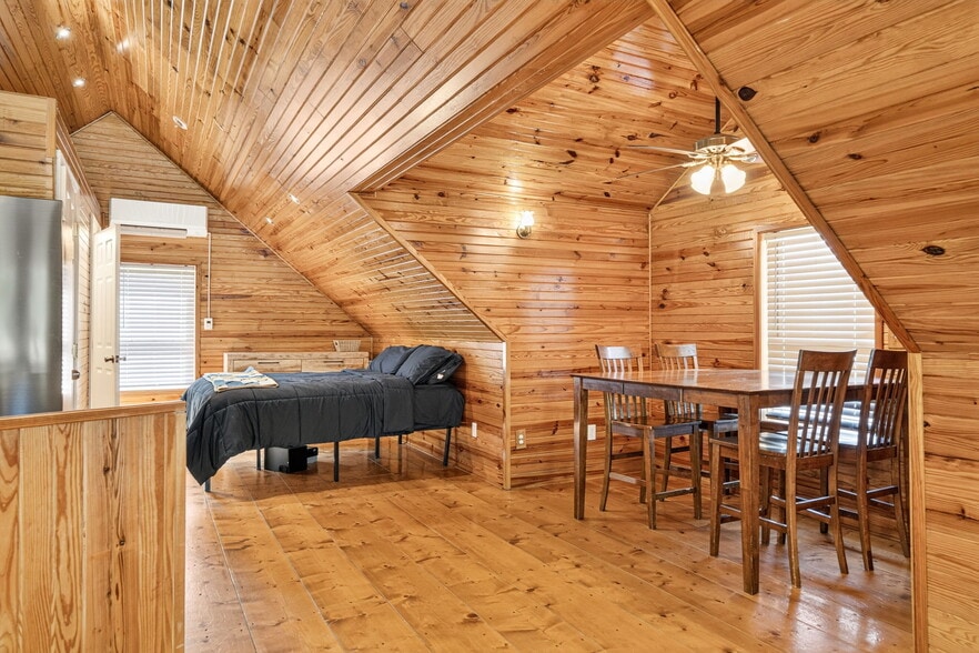 More Photos Of 105 Foothills Rd, Pikeville Multifamily For Sale