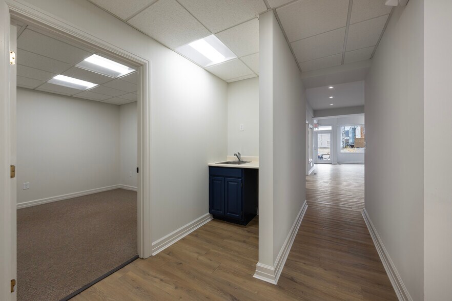 More Photos Of 814 Madison Ave, Covington Office Residential For Lease