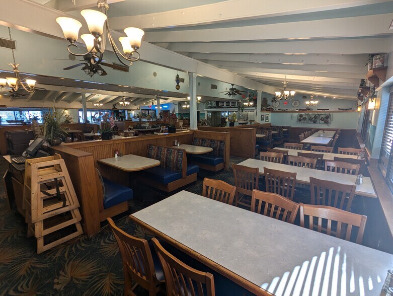 More Photos Of 2418 Canton Rd, Marietta Restaurant For Sale